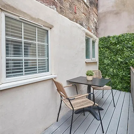 Apartment Host & - Staffordshire Hideaway
